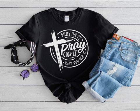 T-shirts - Pray On It Circle, Black