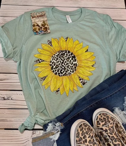 T-shirt - Pre-order, Leopard Sunflower, Ice Blue Tee, Also Plus Size