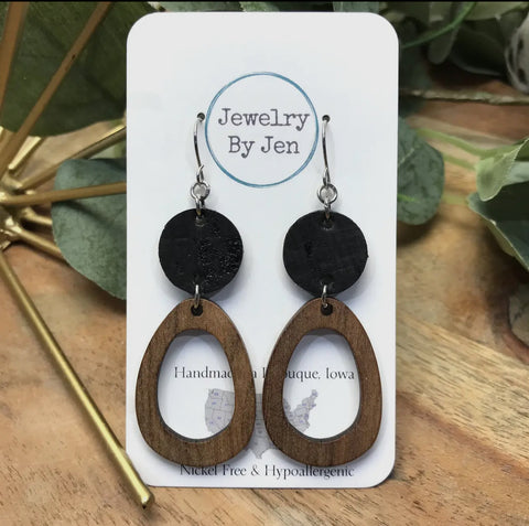 Jewelry - Wood Oblong & Black Earrings